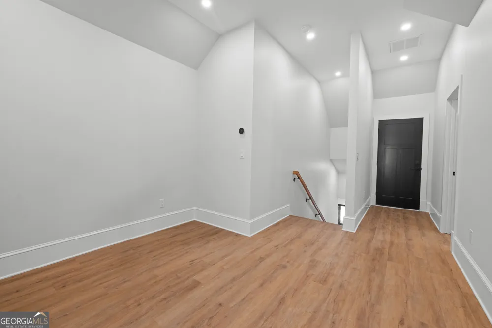 503 Point RD Westminster, SC 29693