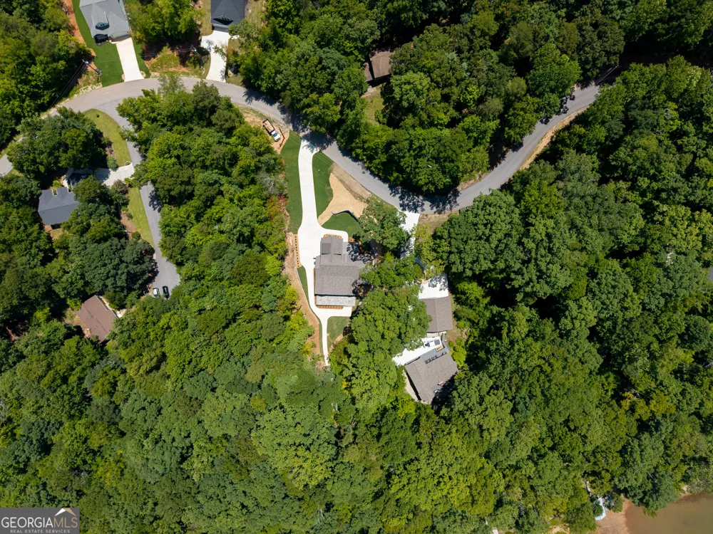 503 Point RD Westminster, SC 29693