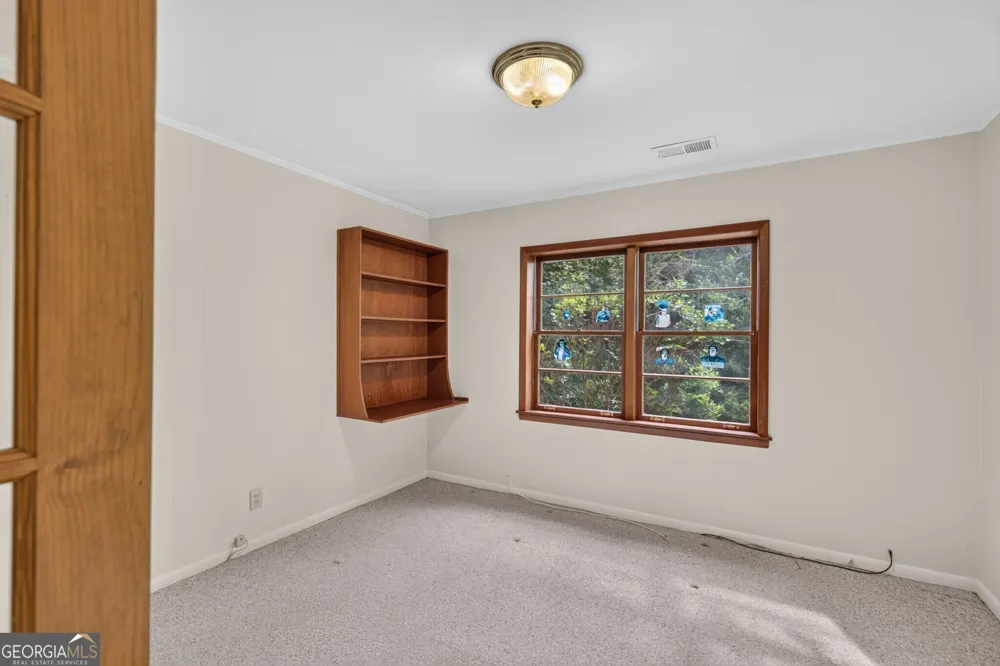 5274 Powers Ferry RD NW Sandy Springs, GA 30327