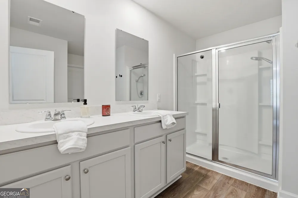 128 Skylark RD Bloomingdale, GA 31302