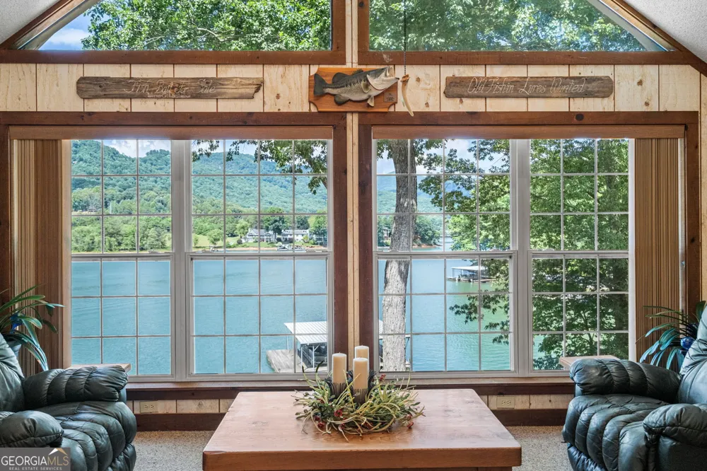 354 Harrison CIR Hiawassee, GA 30546