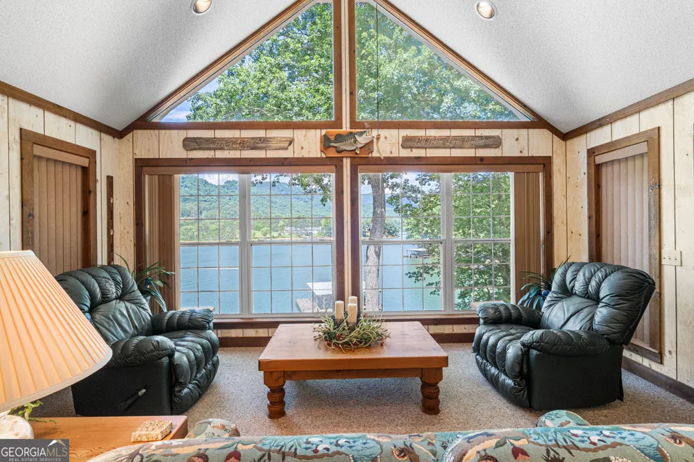 354 Harrison CIR Hiawassee, GA 30546