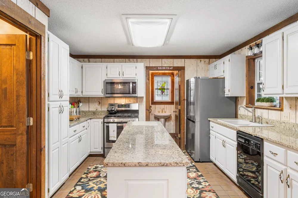 354 Harrison CIR Hiawassee, GA 30546