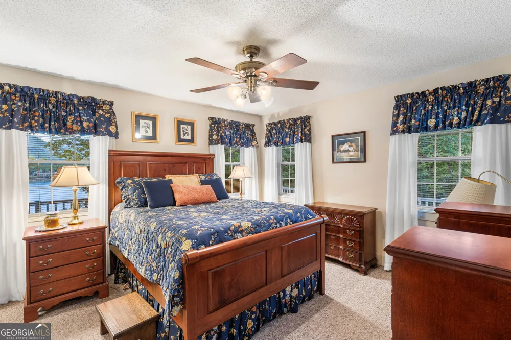 354 Harrison CIR Hiawassee, GA 30546