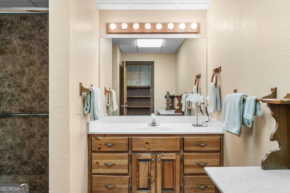 354 Harrison CIR Hiawassee, GA 30546