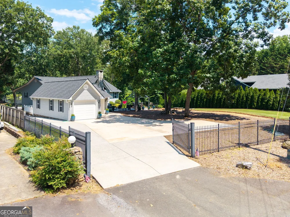 354 Harrison CIR Hiawassee, GA 30546
