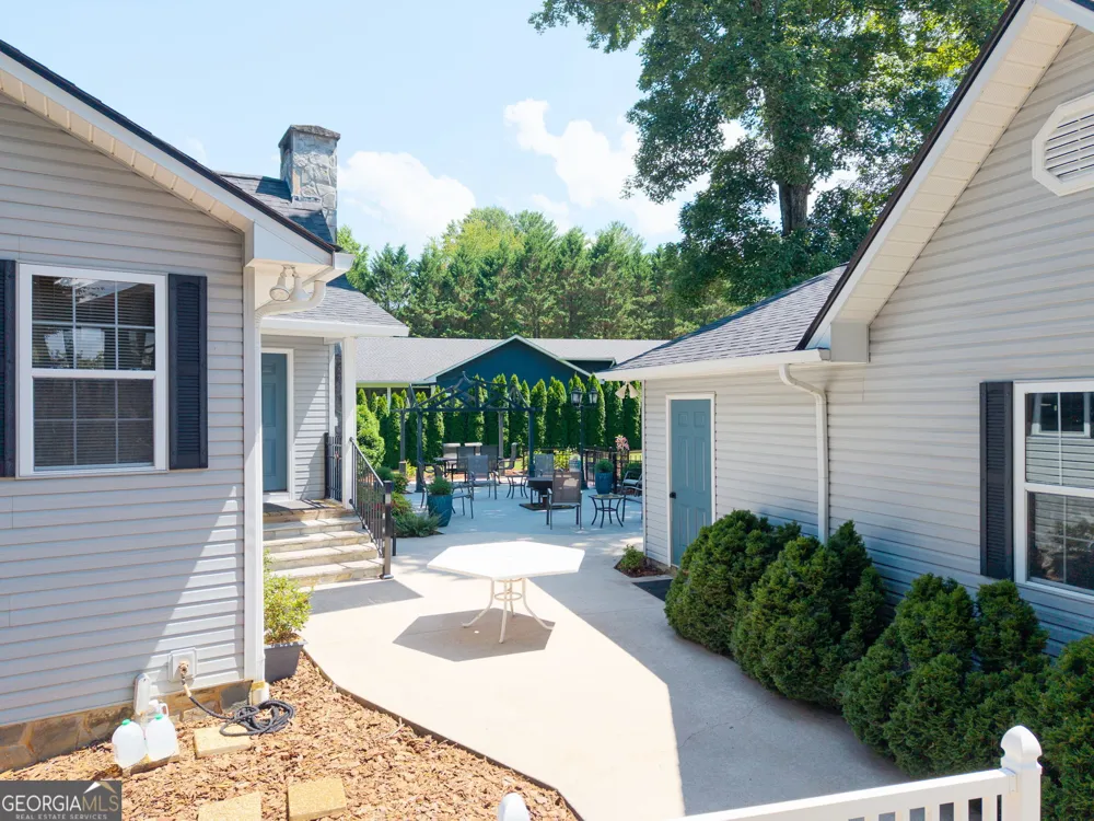 354 Harrison CIR Hiawassee, GA 30546