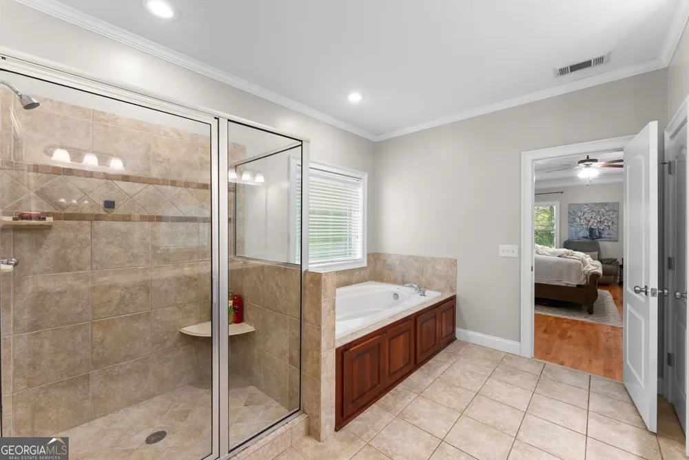 860 Lakeview DR Commerce, GA 30529