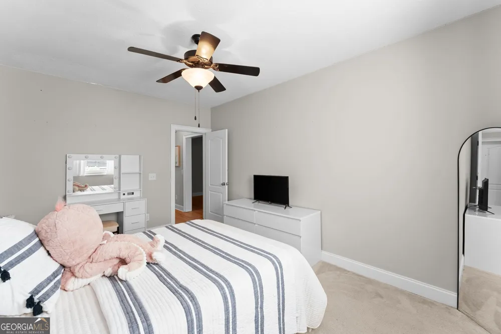 860 Lakeview DR Commerce, GA 30529