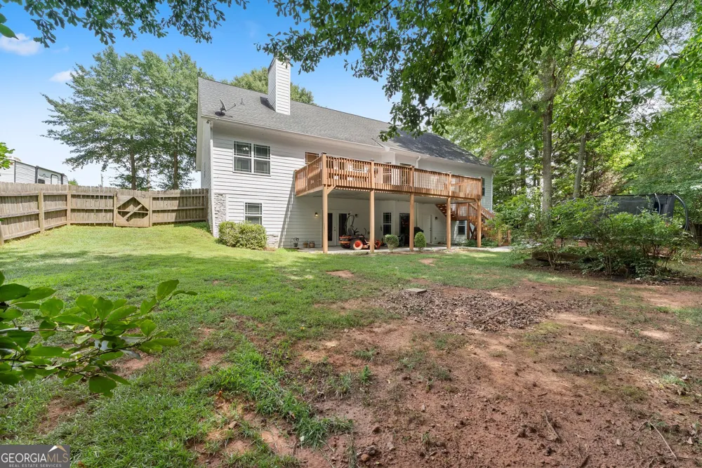 860 Lakeview DR Commerce, GA 30529