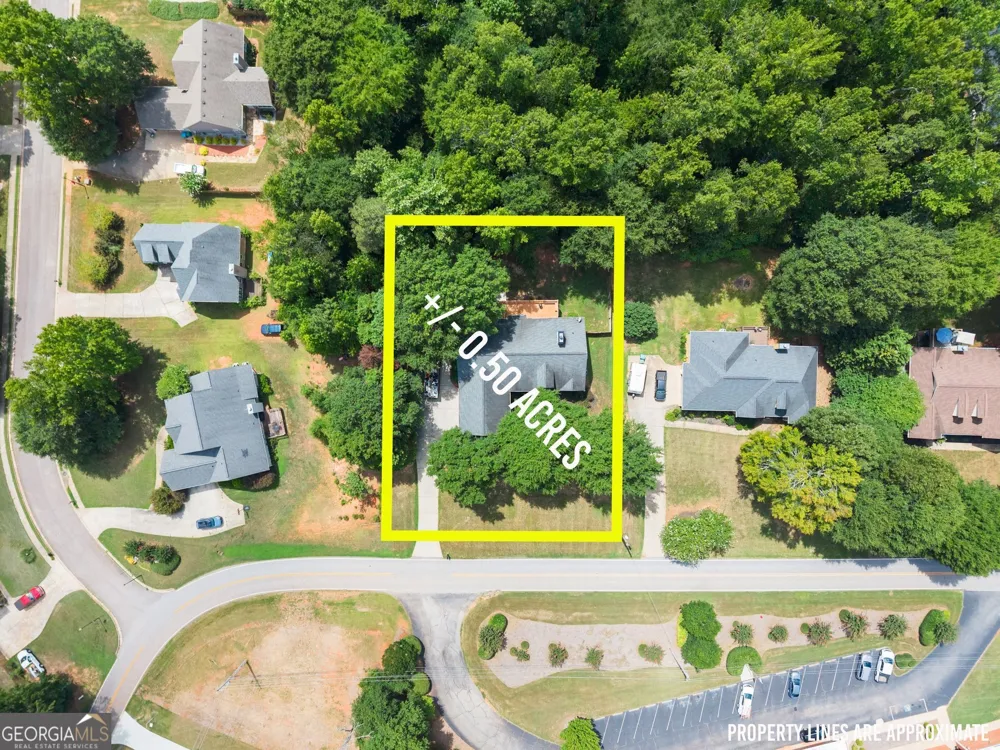 860 Lakeview DR Commerce, GA 30529
