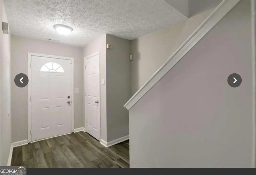3833 Waldrop LN Decatur, GA 30034
