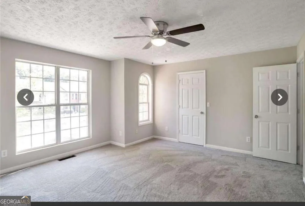 3833 Waldrop LN Decatur, GA 30034