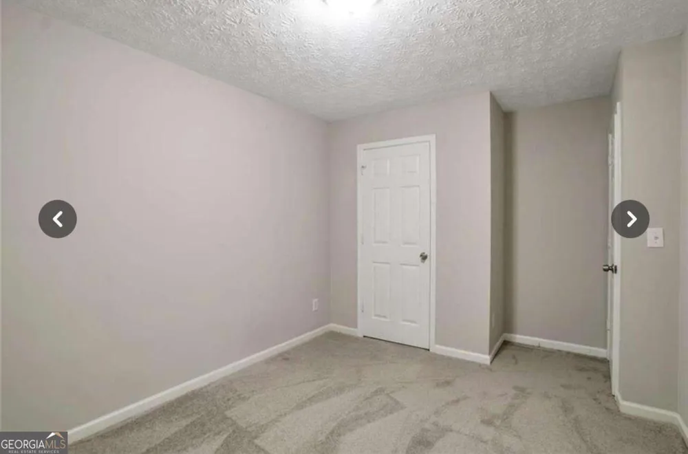 3833 Waldrop LN Decatur, GA 30034