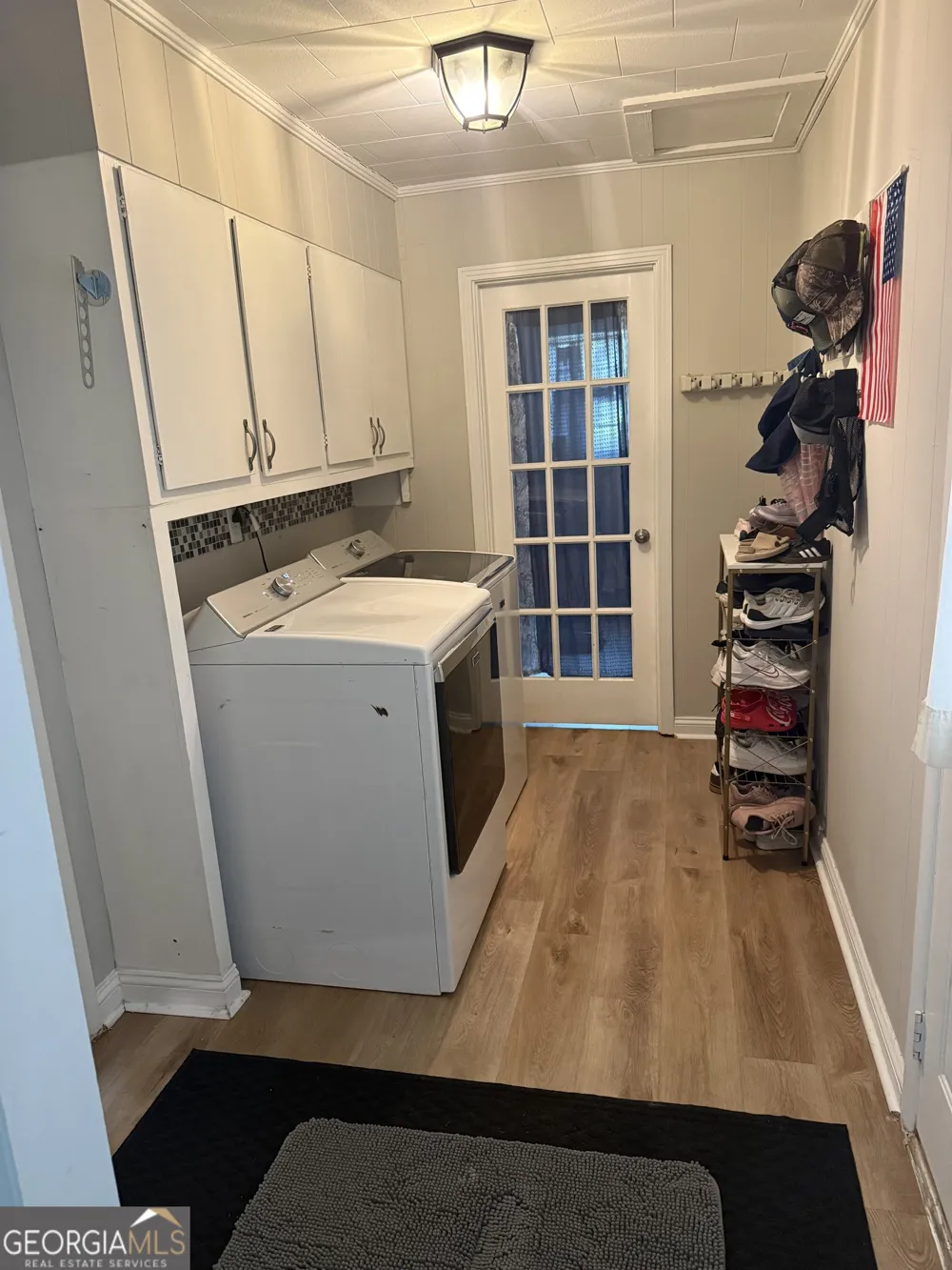 1214 E Barnard ST Glennville, GA 30427