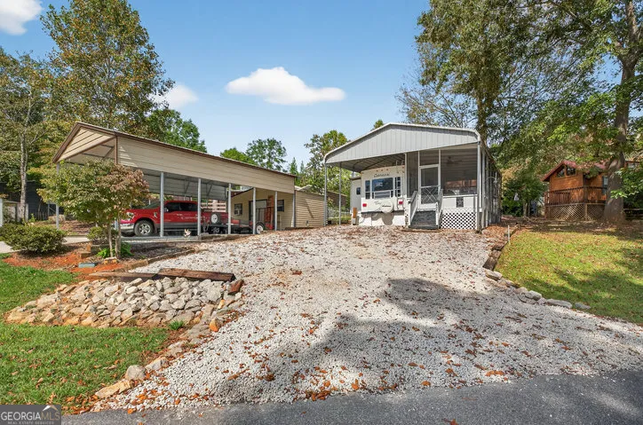 421 Newbury CIR Westminster, SC 29693