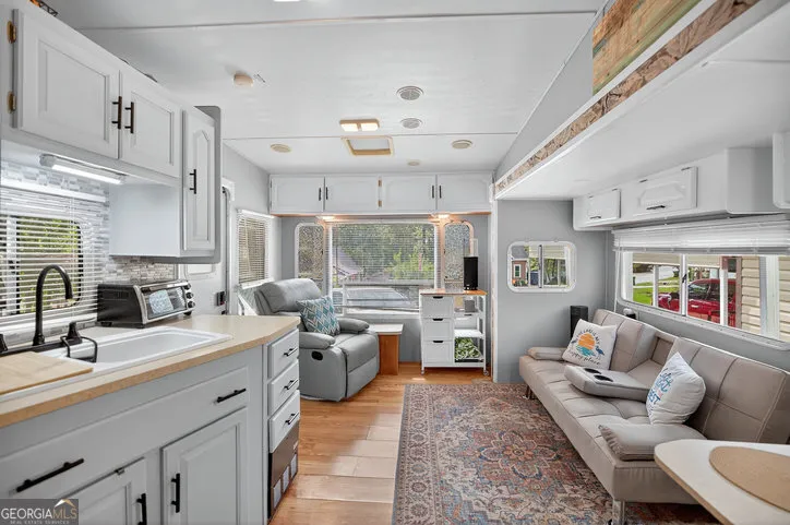 421 Newbury CIR Westminster, SC 29693