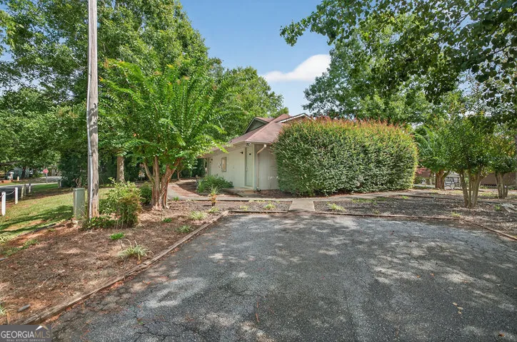 421 Newbury CIR Westminster, SC 29693