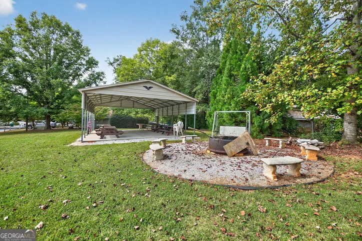 421 Newbury CIR Westminster, SC 29693