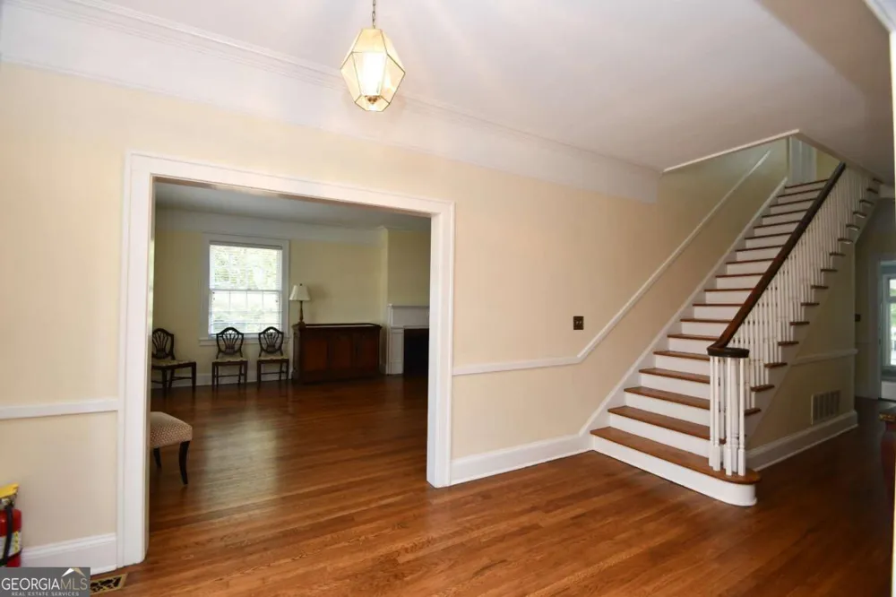 7 & 18 Main ST Watkinsville, GA 30677