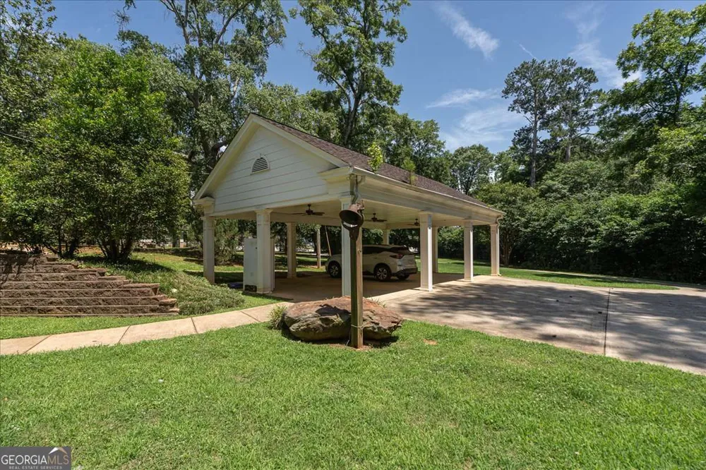 7 & 18 Main ST Watkinsville, GA 30677
