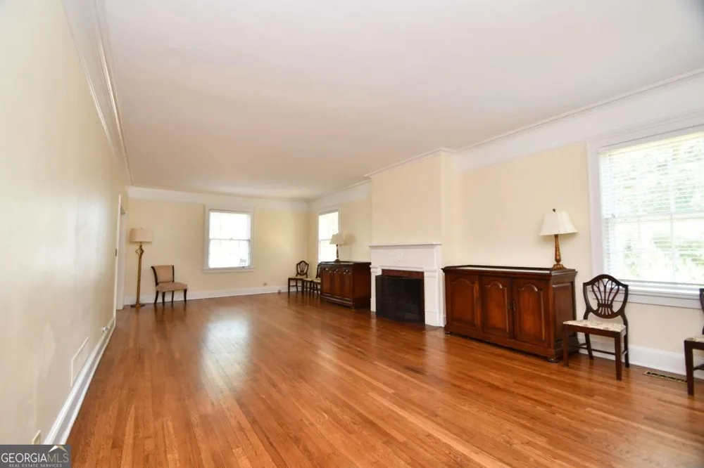 7 & 18 Main ST Watkinsville, GA 30677