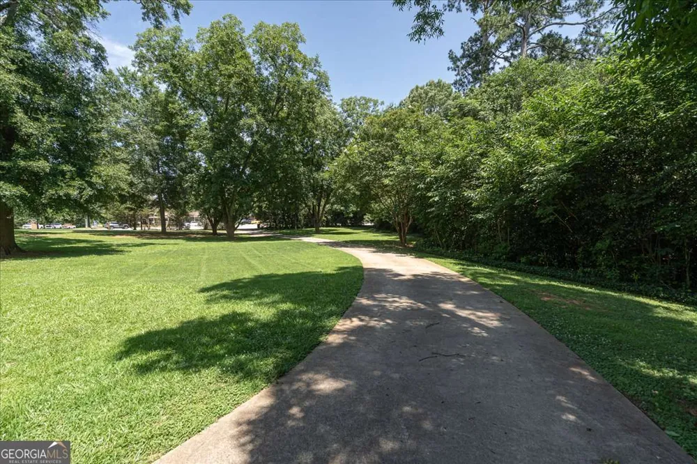 7 & 18 Main ST Watkinsville, GA 30677