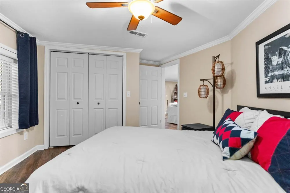 1251 White Oak DR White Plains, GA 30678