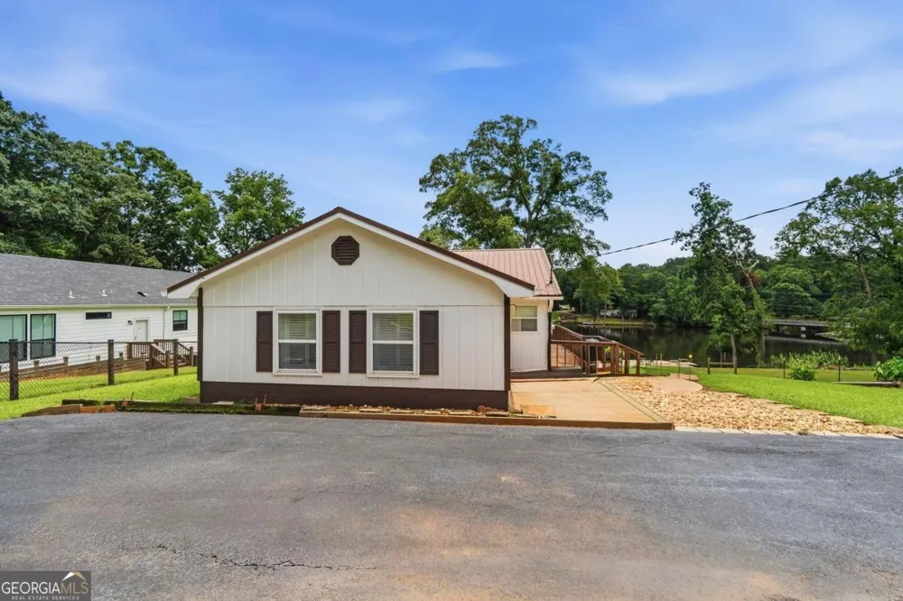 477 Avant RD Eatonton, GA 31024
