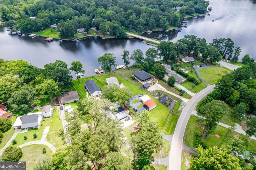 477 Avant RD Eatonton, GA 31024
