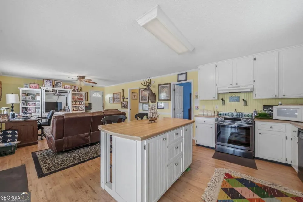 477 Avant RD Eatonton, GA 31024