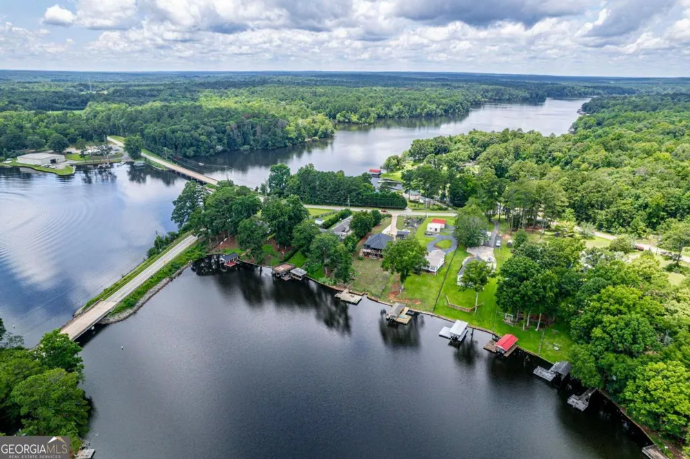 477 Avant RD Eatonton, GA 31024