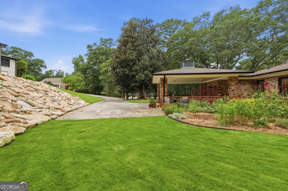 1223 Rosedale ST Toccoa, GA 30577