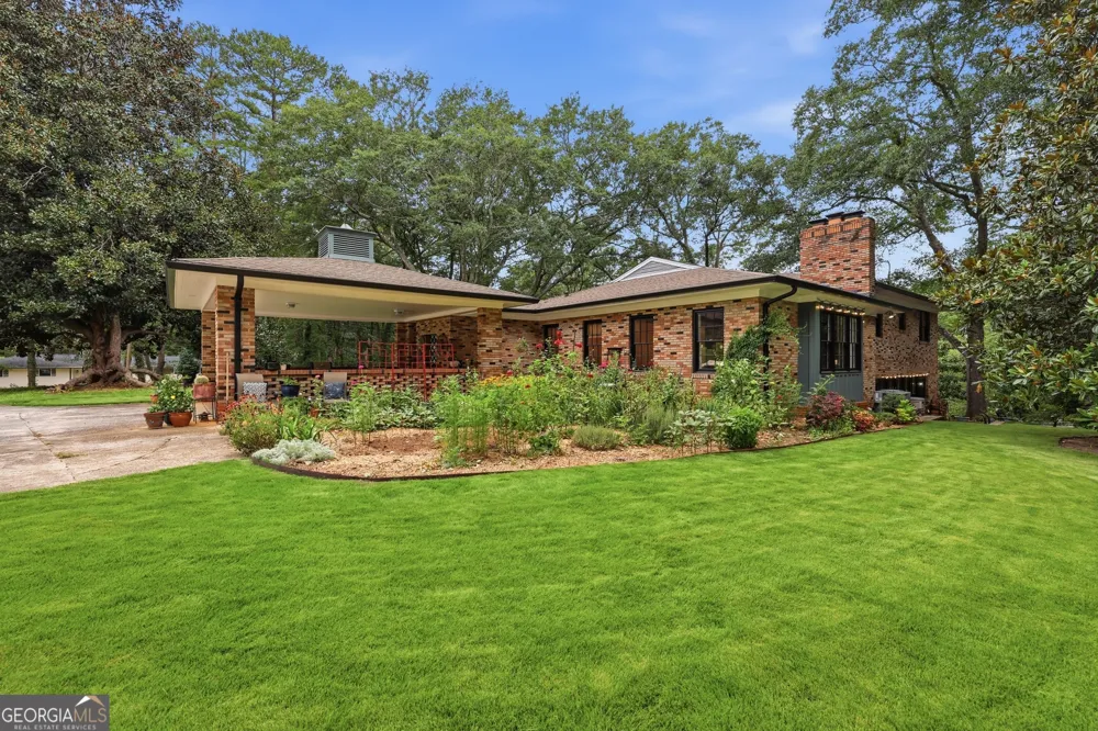 1223 Rosedale ST Toccoa, GA 30577
