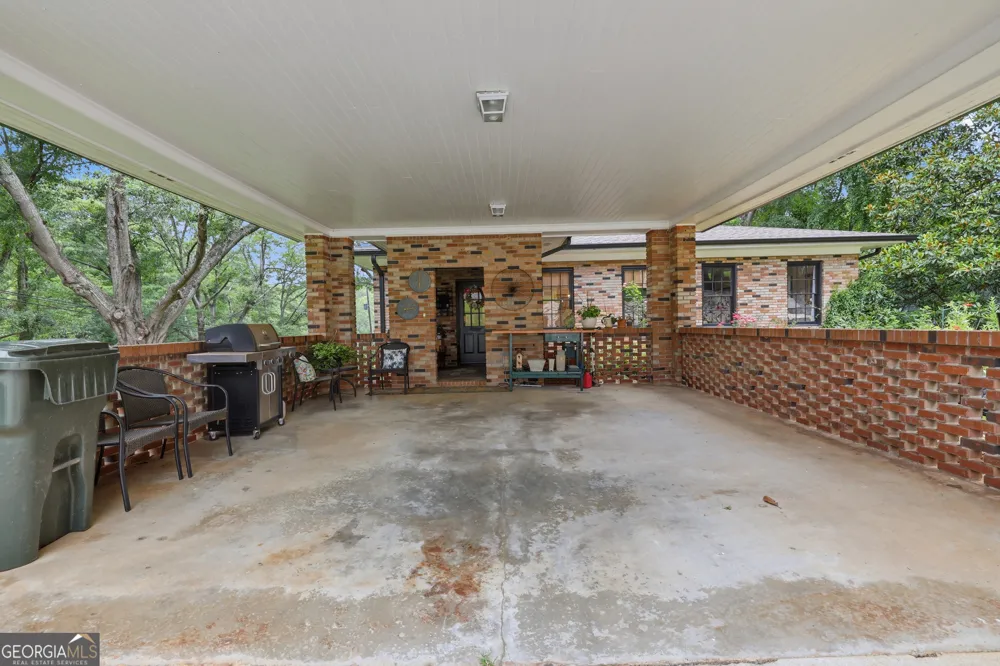 1223 Rosedale ST Toccoa, GA 30577