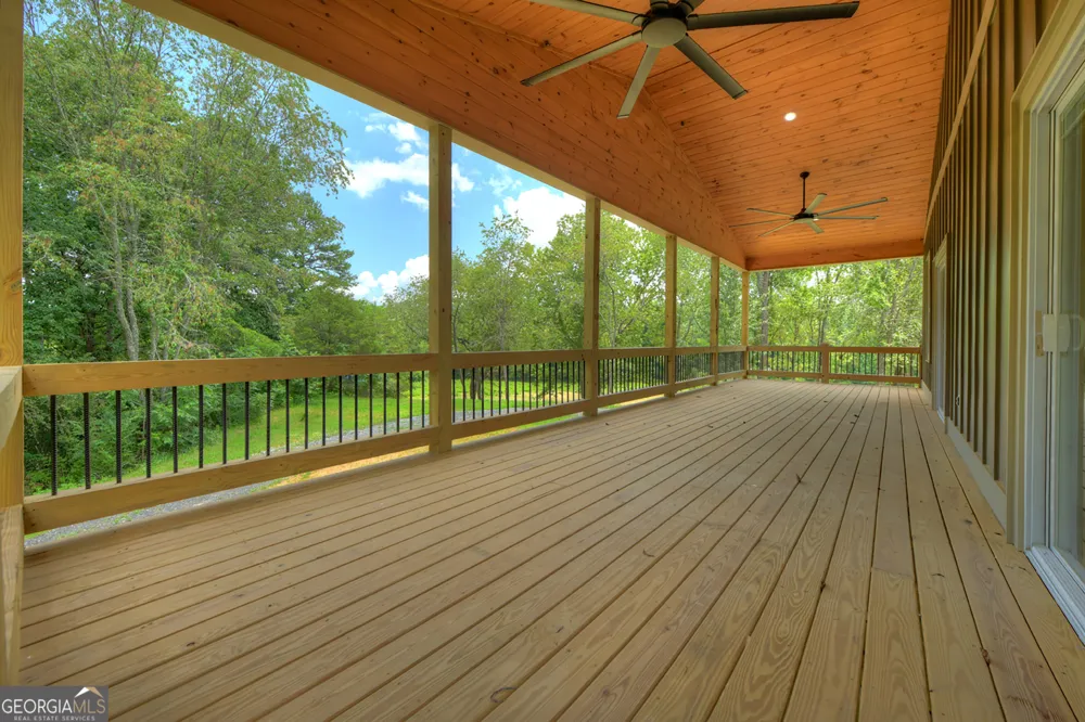 2125 Shady GRV Murphy, NC 28906