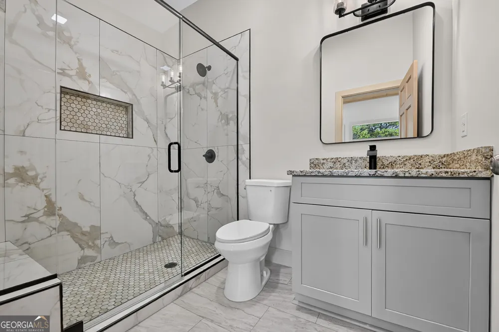 2125 Shady GRV Murphy, NC 28906