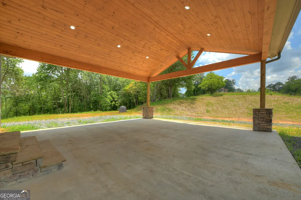2125 Shady GRV Murphy, NC 28906