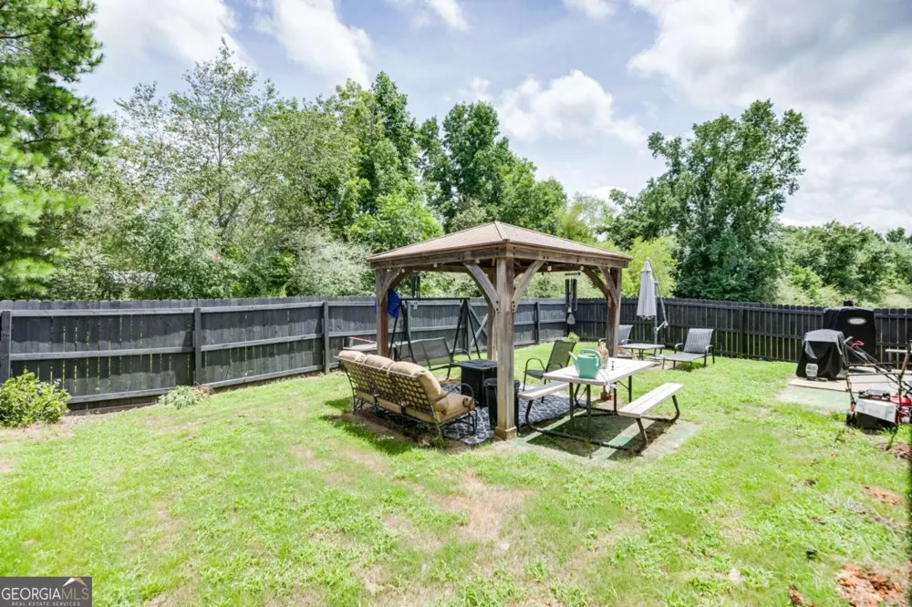 410 Maple Brook DR Dawsonville, GA 30534