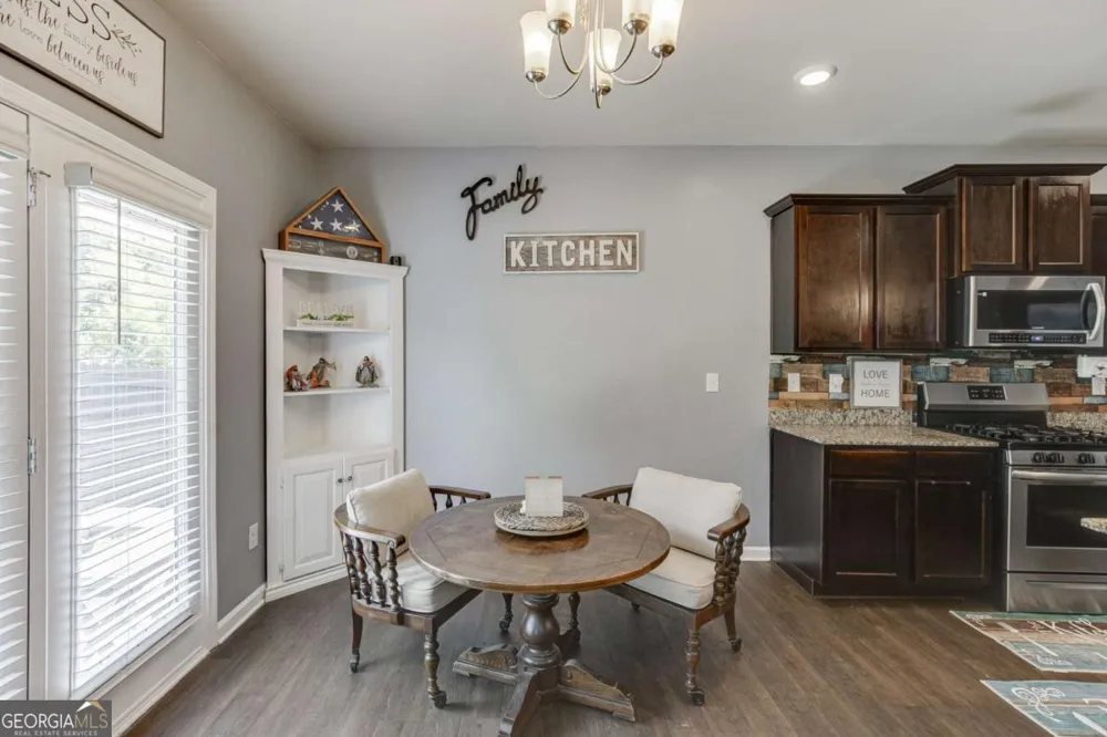 410 Maple Brook DR Dawsonville, GA 30534