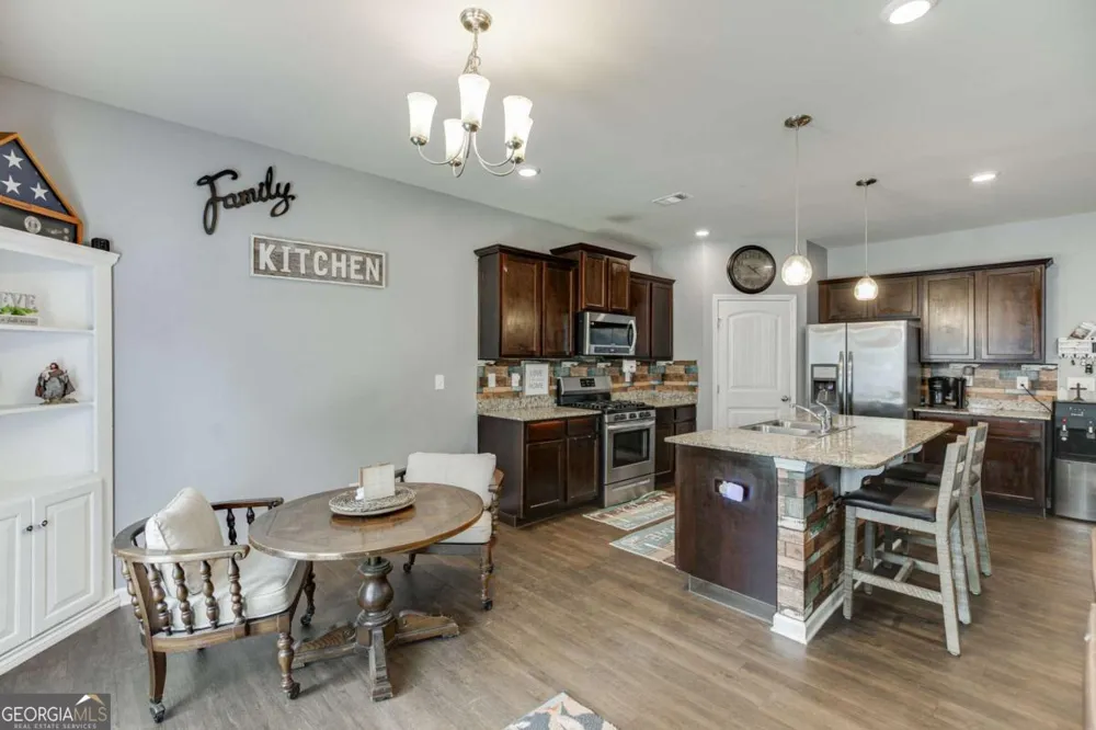 410 Maple Brook DR Dawsonville, GA 30534