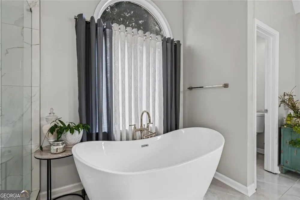 600 Sweet Stream TRCE Johns Creek, GA 30097