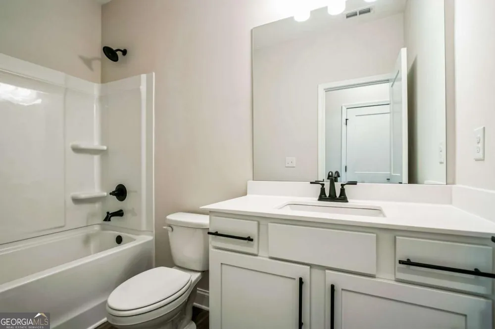 153 Barton Springs Bethlehem, GA 30620