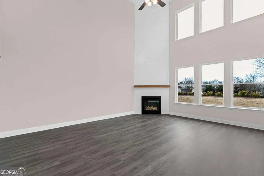153 Barton Springs Bethlehem, GA 30620
