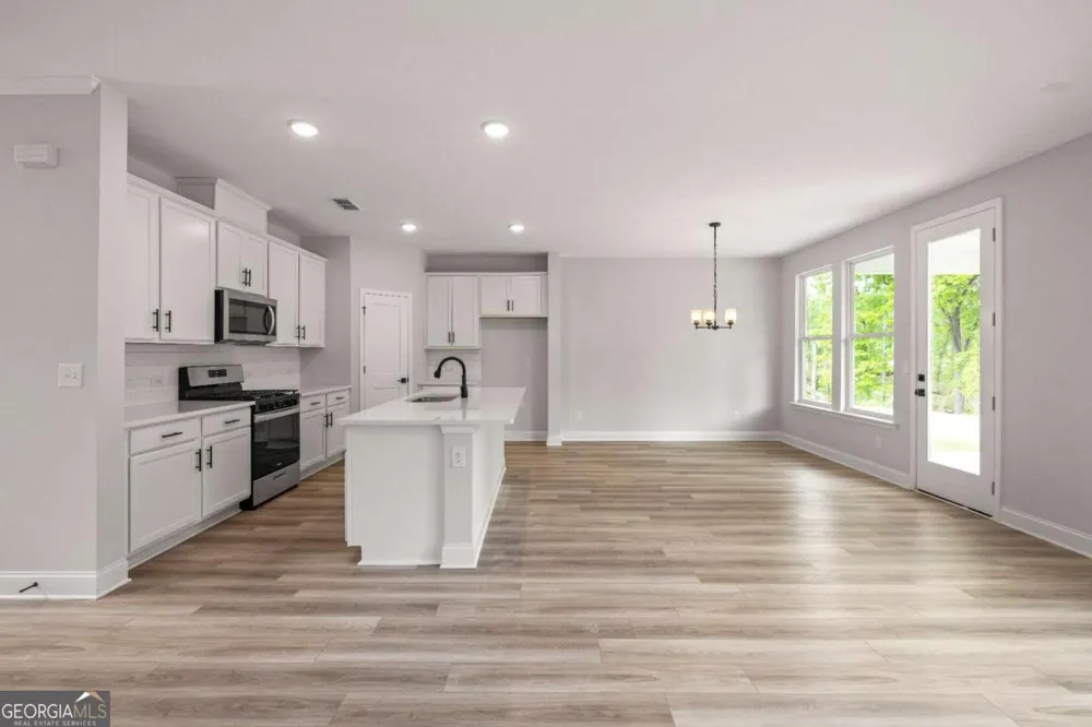 149 Barton Springs Bethlehem, GA 30620