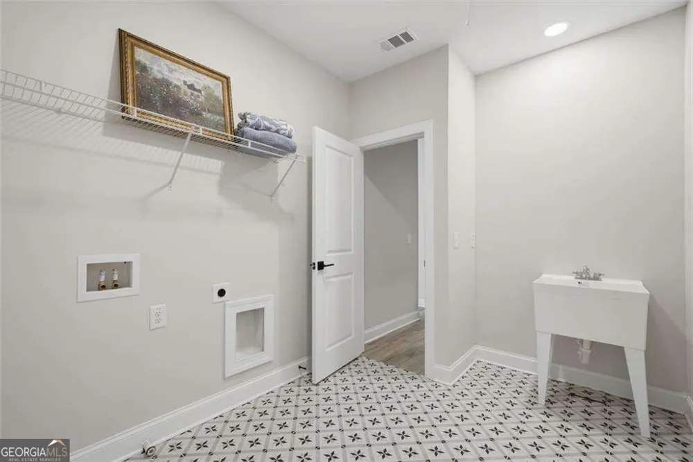 401 Oakleigh AVE Woodstock, GA 30188