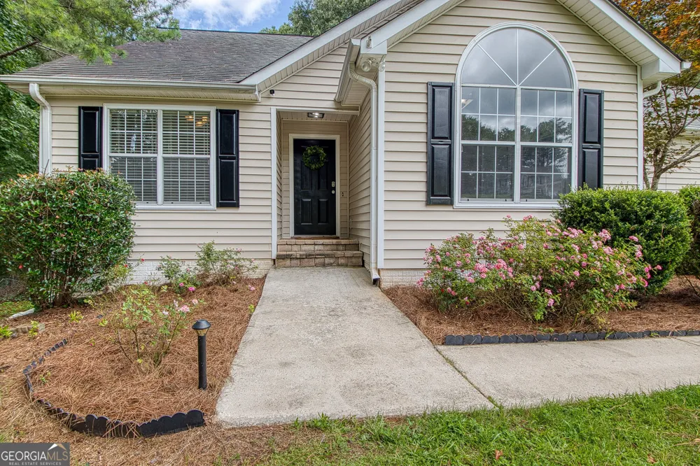 28 Pecan Lake CT Sharpsburg, GA 30277