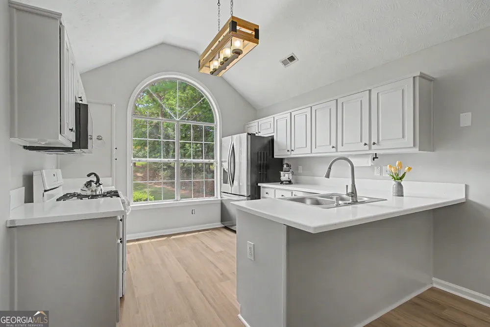 28 Pecan Lake CT Sharpsburg, GA 30277