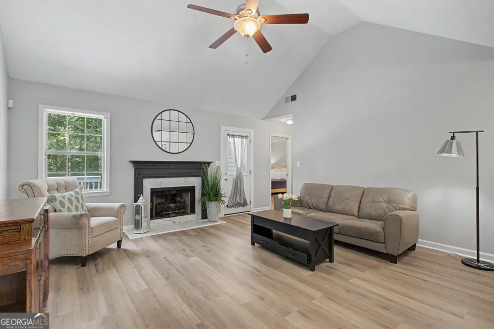 28 Pecan Lake CT Sharpsburg, GA 30277