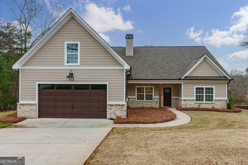 552 Clayton ST Commerce, GA 30529